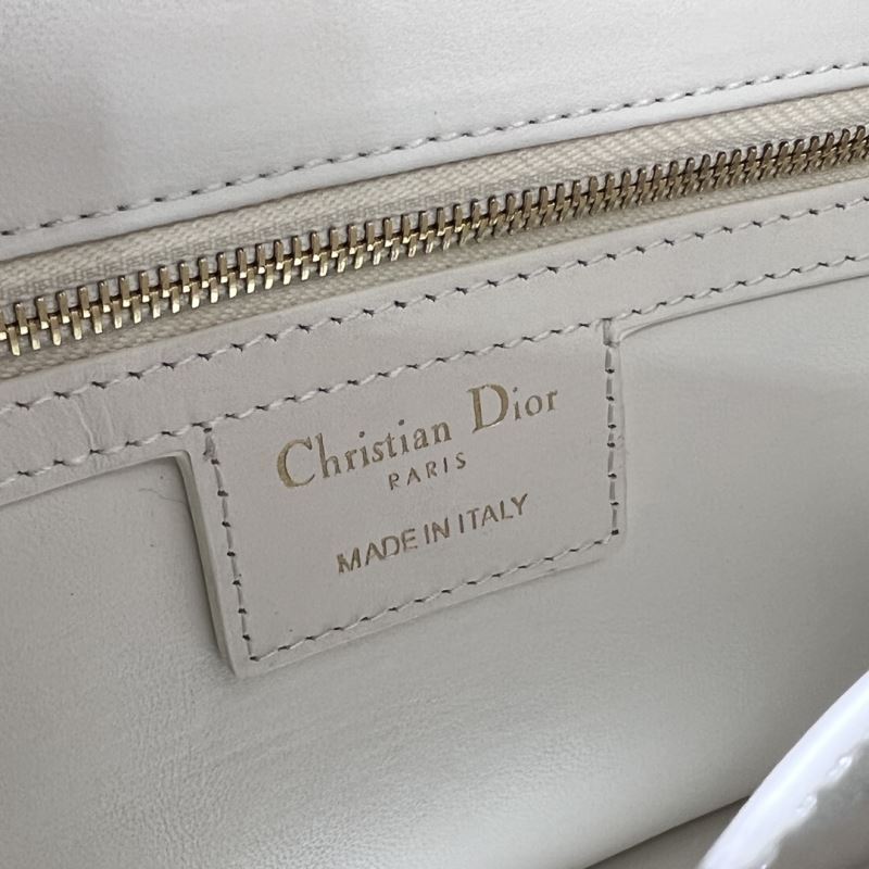 Christian Dior Montaigne Bags